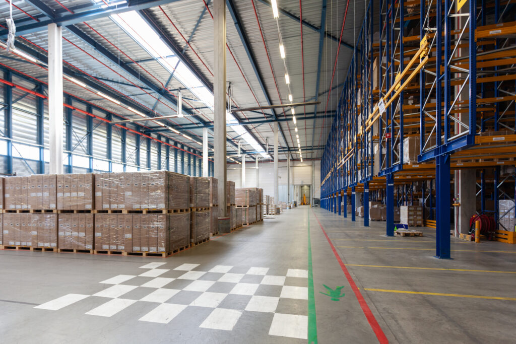 Industrial Mezzanine Floors vs. Traditional Expansion